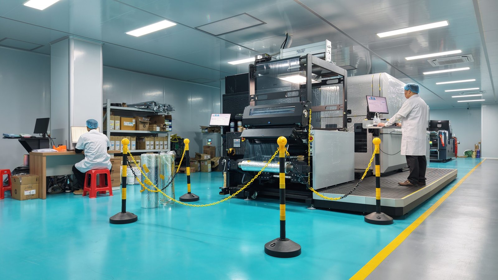 Digital printing press for flexible packaging
